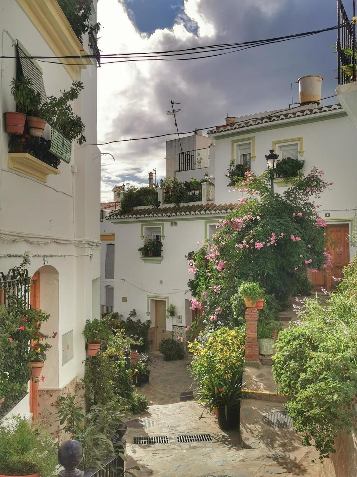 Casa Marlo, Spacious House In The Lively Centre Of Cómpeta Kültér fotó